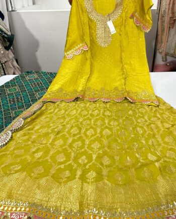 Chinon lehenga 3 Pc Set its is semi stitched you can make your own size shirt